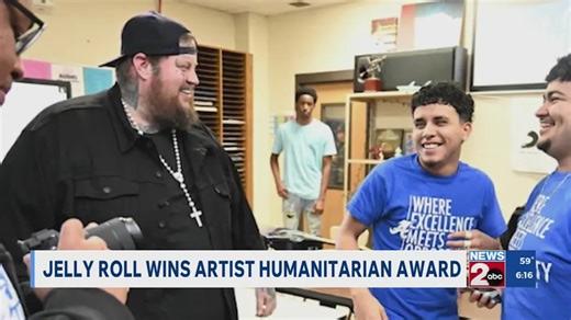 Jelly Roll wins Artist Humanitarian Award