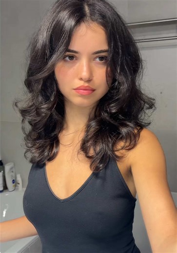 Vidéos de clarice (@claricecazauran) au sujet de iris clarice