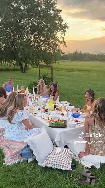 Unforgettable Backyard Picnic Ideas