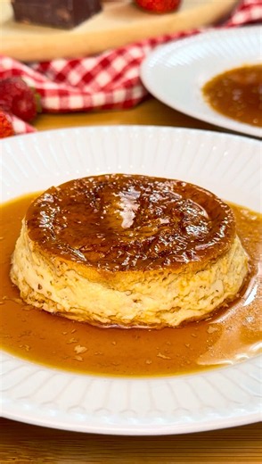 🍮 FLAN 3 INGREDIENTI in friggitrice ad aria 😋 Senza farina, senza zucchero, senza panna! In 15 minuti! E se vi dicessimo che bastano SOLO 3 INGREDIENTI per realizzare questi flan fatti in casa super GOLOSI, con SOLO 60 calorie 😱 ci credereste?! Sono perfetti se siete a dieta e avete voglia di dolce! 🤤 E avete mai provato ad aggiungere acqua nella vostra friggitrice ad aria?? 😍 Bastano 120ml circa! Lasciate un “MI PIACE” è il vostro modo per dirci grazie 🙏🏻❤️ 📲 Salvate la ricetta Ingredie