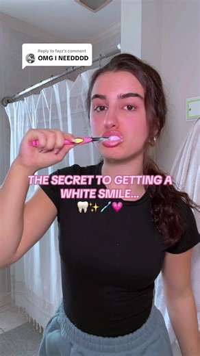 The Secret to a Whiter Smile with Whitening Powder