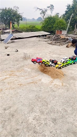 number plate chal raha hai sahab ki #song #music #viralthar #automobile RC attitude Thar #toys #funn