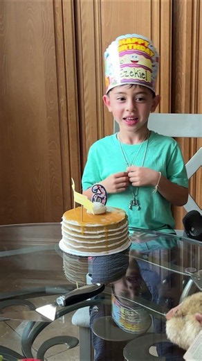 Pancake Birthday Cake Celebration #shortvideo #shorts #birthday #cake #baskinrobbins #party