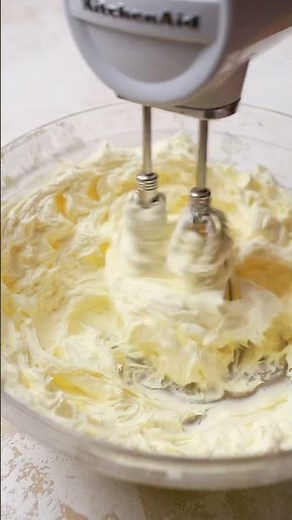 Strawberry Cream Cheese Frosting