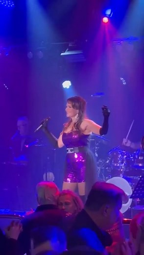 Upea Iskelmäristeily ja vielä upeampi Eija Kantola ! 😍❤🙏 Mahti reissu, ihania ihmisiä🙏 Meikki ja hiukset by minä🙏 | Jere Sivonen