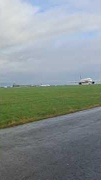 Airbus A321 NEO Turn and Burn power up Jet2.