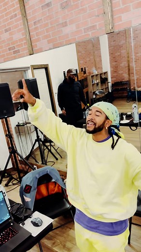 Vibez all weekend 🚀 taking off out now. Link in bio. #newmusic #rnb #rnbmusic #omarion