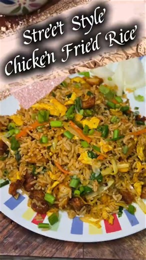 Chicken Fried Rice #chickenrecipe #chinese #fastfood #asmr #ytshorts #indiancuisine #rice #chicken