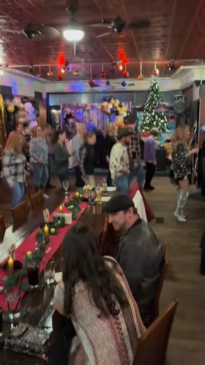 Step, point… step, point — line dancing lessons are looking good tonight! 💃🕺 This group is dressed to impress, and the party hasn’t even really started! 🎉🔥 #LineDancing #StepPoint #DanceNight #DressedToImpress #GoodVibesOnly #LearnSomethingNew #SlateBeltBrewing #NYE | Slate Belt Brew Co