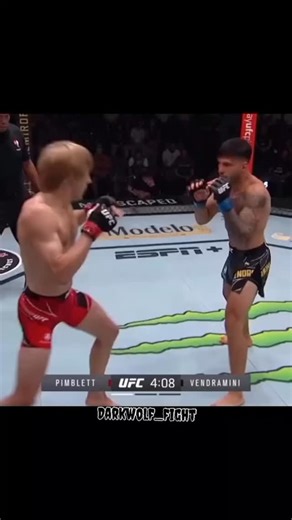 Abbos Tursunov on Instagram: "1997년 개봉한 영화 Titanic은 잭과 로즈의 운명적인 사랑을 통해 비극 속에서도 오래 남는 감정의 깊이를 보여주는 작품입니다. 화려한 연출보다 인물의 감정에 더 집중한 제임스 카메론 감독의 스타일은 지금 다시 봐도 묘하게 가슴을 울리죠. 배가 침몰하는 장면이 아닌, 두 사람이 서로를 바라보던 순간들이 더 강하게 기억에 남는 영화이기도 합니다. 이 감정을 완성해주는 곡이 바로 셀린 디온의 *“My Heart Will Go On”*입니다. 처음 들으면 잔잔한데, 어느 순간 자연스럽게 가슴이 벅차오르는 느낌을 줍니다. 특히 후반부의 고조되는 보컬은 영화 속 잭과 로즈의 마지막 장면과 겹쳐지면서 괜히 마음이 서늘해지기도 하고요. 많은 분들이 “이 노래가 나오면 왜 그 장면이 자동으로 떠오르는지 모르겠다”고 말하는데, 그만큼 영화와 음악이 자연스럽게 얽혀 있는 곡입니다. 1998년 아카데미 주제가상을 비롯해 여러 상을 휩쓴 건 단지