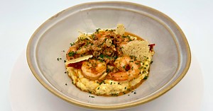 Dinner DeeAs recipe: Garlic Shrimp with Creamy Polenta