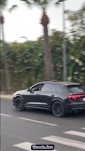 AUDI RSQ8 PERFORMANCE Acceleration Sounds!