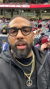 Arian Foster checking in from #LACvsHOU 📍 | Houston Texans