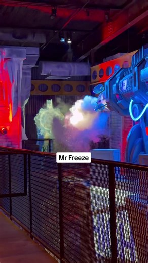 A look into the newly rethemed Mr. Freeze ride queue at Six Flags Over Texas #s#sixflagsovertexass#sfot2026s#sixflagsf#fypツt#themeparksixflagsovertexas