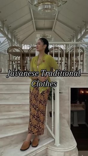 Traditional Javanese Clothing for Cultural Enthusiasts
