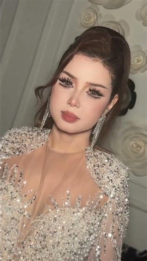 Unlock Your Beauty with Luxury Makeup Tutorials