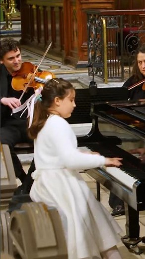 Alicia (10) plays Mozart's Piano Concerto in A major K 414 with the Camerata Tchaikovsky