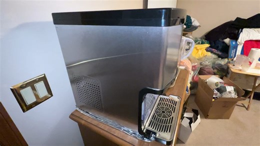 Nugget ice maker won’t stop squeaking