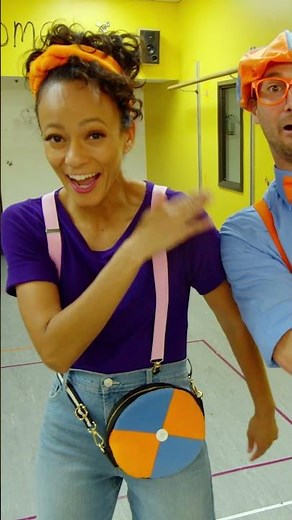 Blippi & Meekah Learn New Moves! #dancechallenge #blippi #meekah