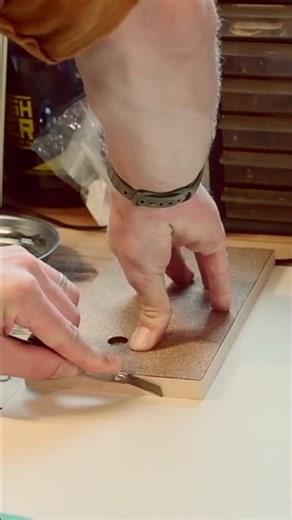 Peeling and replacing old wood veneer #Stereorepair #restoration #Woodworking