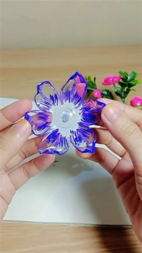 DIY Bunga dari botol plastik. 🌼🍀🌿 | Zasmia Beloved