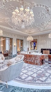 🇫🇷 [À VENDRE] Avenue Foch : volumes spectaculaires et design d’exception Sur l’une des avenues les plus prestigieuses de Paris, cet appartement de prestige séduit par ses proportions spectaculaires et son atmosphère unique. Une décoration intérieure signée Bentley, alliée à une vision architecturale audacieuse, en fait un joyau du marché parisien de l’immobilier de luxe. ✨ Paris 16e – Avenue Foch ✨ Bien d’exception ✨ Prix : nous consulter Pour plus d’informations, contactez-nous. ⸻ 🇬🇧 [FOR S