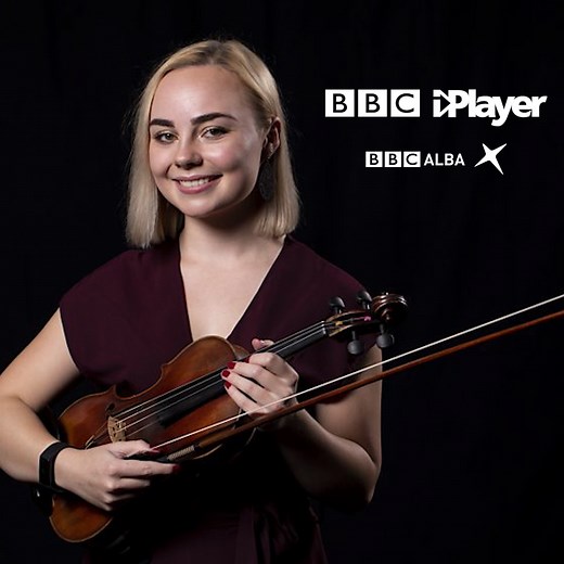 Abair fìor dheagh oidhche. Sin thu fhèin, Eryn Rae! BBC Radio Scotland's Young Traditional Musician of the Year 2022 🔥 | BBC ALBA
