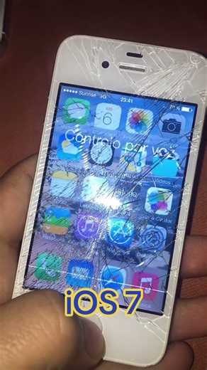 iOS 6 vs iOS 7 vs iOS 12