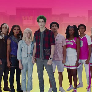 The aliens are coming... 🛸 The Lost Song Premiere Event of #ZOMBIES3 is coming to #DisneyChannel August 12 at 8p! | Disney Channel