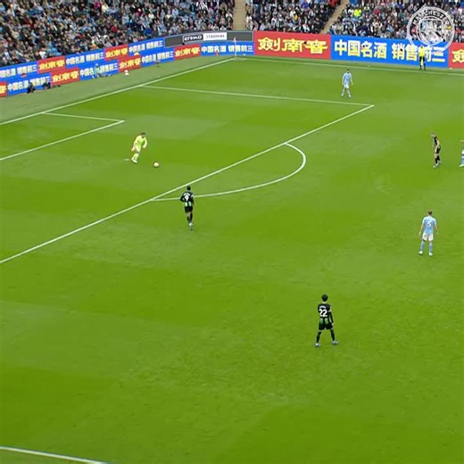 Best tiki taka you will ever see in modern football #manchestercityviral #manchestercityfans #footballtiktok