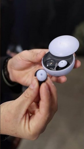 Mind-Reading Tech? 🤯 Brain-Sensing Earbuds Explained! #BrainTech #SmartEarbuds #GadgetInnovation