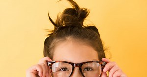 Comment faire un chignon sans pince à mon enfant ?