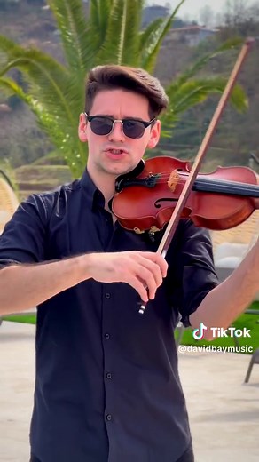 Bella Ciao 🇮🇹 The full version is available on my Spotify, Apple Music, YouTube, etc. ❤️ #davidbaymusic #lacasadepapel #davidbay #moneyheist #weddingviolinist #weddinginitaly #italy #italy🇮🇹