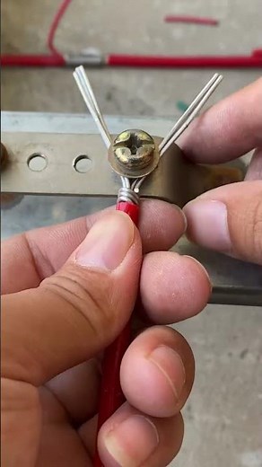 How to Use Tap Connectors forHigh-Power Lines