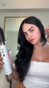 17 reactions | What's our secret to flawless-looking blowouts? CHI Silk Infusion, CHI Iron Guard, and the CHI LAVA AirGlam   @joannakutkina | CHI | Facebook