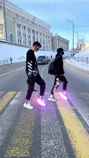 Pascal letoublon Friendships 💥 MOONWALK NEON MODE TUZELITY #Reels | Tuzelity Shuffle fan 1