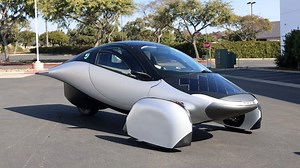 L'auto elettrica solare più incredibile di sempre è pronta per il mercato