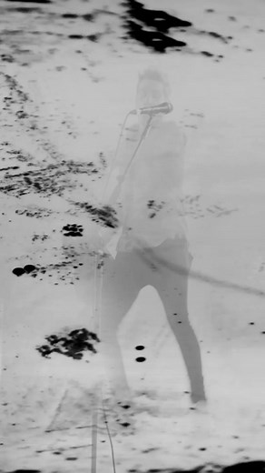 66K views · 844 reactions | It's time!! Tickets & VIP spots for our US tour with our friends The Offspring and Sum 41 are officially on sale at 10am local time today! 落⚡️落 It’s gonna be one of the best tours of the summer and you don’t want to miss it! 朗朗朗 Head over to officialsimpleplan.com/tour now to join us at the shows! See you there!  | Simple Plan | Facebook