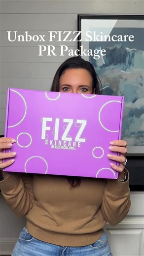 Nicole Townsend on Instagram: "Unboxing my PR package from @FizzSkincare 💧✨ You guys already know this is my ride-or-die skincare line — clean, lightweight, and perfect for all skin types. If you haven’t tried Fizz yet, this is your sign! #FizzSkincarePartner #FizzSkincare #SkincareUnboxing #PRUnboxing #CleanBeauty #VeganSkincare #CrueltyFreeSkincare #SkincareRoutine #GlowingSkin #AllSkinTypes #SkincareLover #HydratedSkin #SkincareAddict #BeautyTok #SkincareReview #ProductUnboxing"