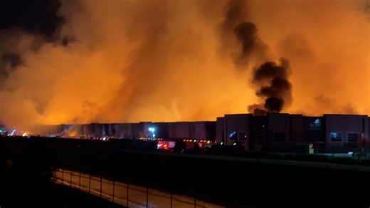 Massive fire breaks out at Kimberly-Clark warehouse in Ontario