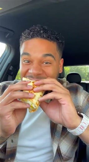 secret menu comment and sub!! #food #mukbang #foodieshorts #youtuberchannel #newyoutuber