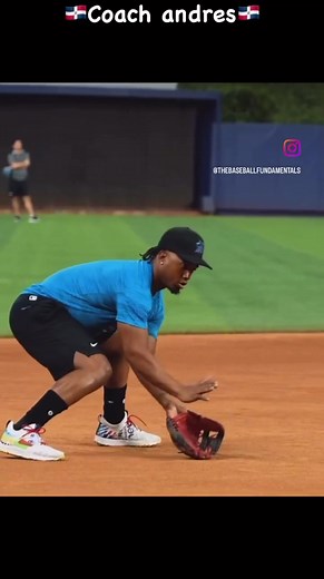 #fyp #baseball #beisbol #foryoupage #parati #infielddrills #fypシ