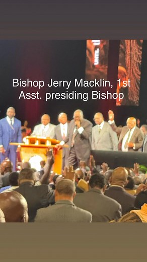 Thursday night at COGIC Holy Convocation!! 🔥🔥 #cogichc2025 | Bishop W Andre Simmons