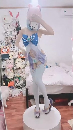 Don't Look at the Belly Button Challenge!