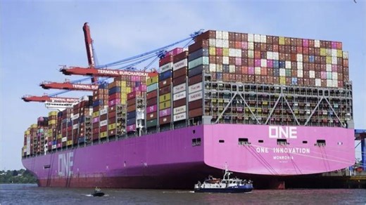 Die größte Ladung, die je auf nur einem Containerschiff verladen wurde, ist auf dem Weg nach Europa