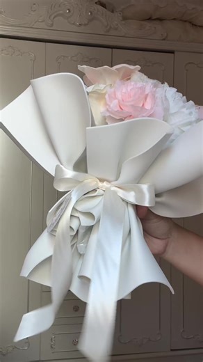 How to Create Stunning Artificial Flower Bouquets