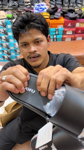 LUOFU E 7208 KP5W SIZE 36-40 | Sandal selop jelly wanita | Sendal kokop cewek impor Deskripsi Material karet sintetis, pvc, eva lentur, ringan, empuk, nyaman untuk harian dan trendi masa kini. Tahan air dan mudah di bersihkan, barang impor kualitas sangat bagus SIZE: 36-40 TEBAL SANDAL 3,3 CM SIZE CHART(insole) EUR 40= 25 cm 39=24.5 cm 38= 24 cm 37=23.5 cm 36= 23cm #sandal #sandalwanita #ramadanekstraseru