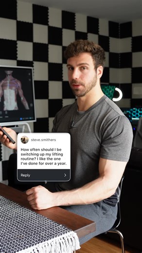 Ameer Barbour on Instagram: "Q&A: When should you switch exercise programs? If you want an optimized 3x/week training program, comment PLAN and I’ll send it right over for FREE!!! #fit #workout #bodybuilding #wellness #fitness"