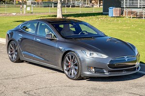 2015 Tesla Model S P90D - 1 Owner, Dual-Motor AWD, Ludicrous Speed Upgrade, Free Unlimited Supercharging