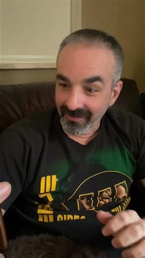 Dad guesses video game logos 13 🕹😂